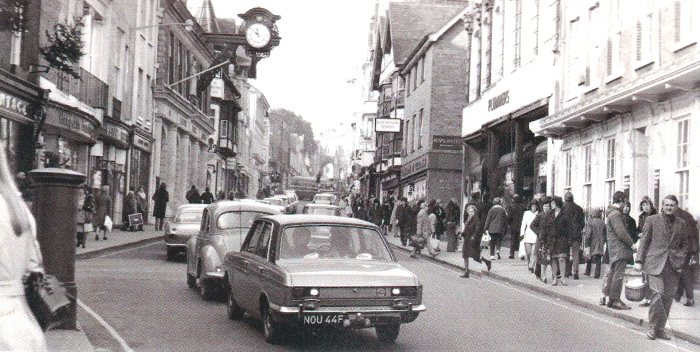 Winchester High Street in 1973 before pedestrianisation